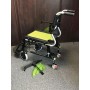 Fauteuil roulant GIRO avec freins tierce-personne