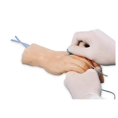 Main de simulation de ponction veineuse