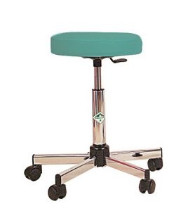 Tabouret télescopique sur roulettes