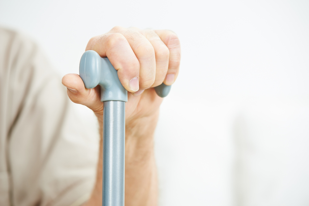Comment choisir une canne de marche ? BLOG TOOMED