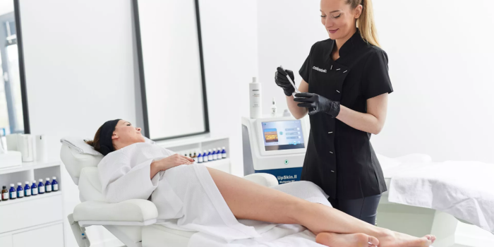 Le beau capte l’attention et suscite l’intérêt, tandis que l’utile assure l’efficacité et la satisfaction des besoins pratiques.