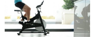 Vélo d'appartement, matériel de sport particulièrement accessible,